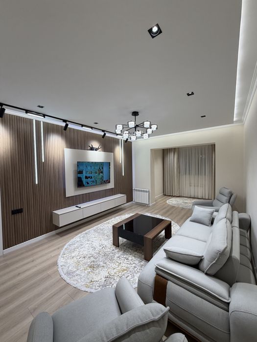 Сдается квартира в аренду на АЙБЕКЕ сдается своя