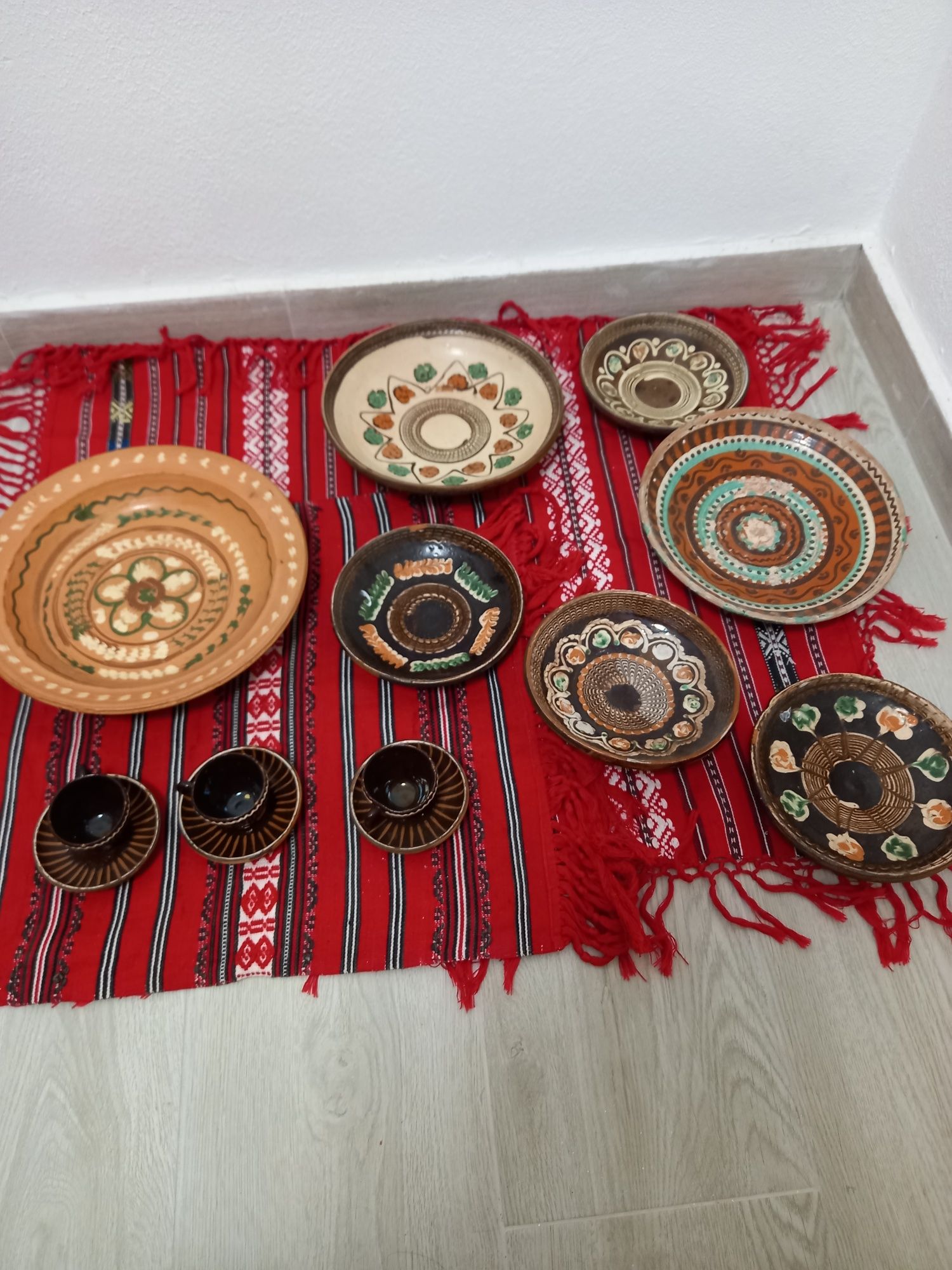Farfuriute Ceramice Originale Horezu ( Pământ) Lot farfurii + Ceșc !!!