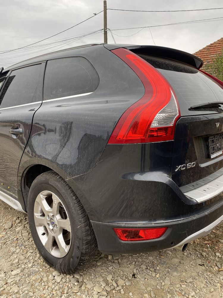 Geam stânga spate fix pe caroserie Volvo XC 60 2012