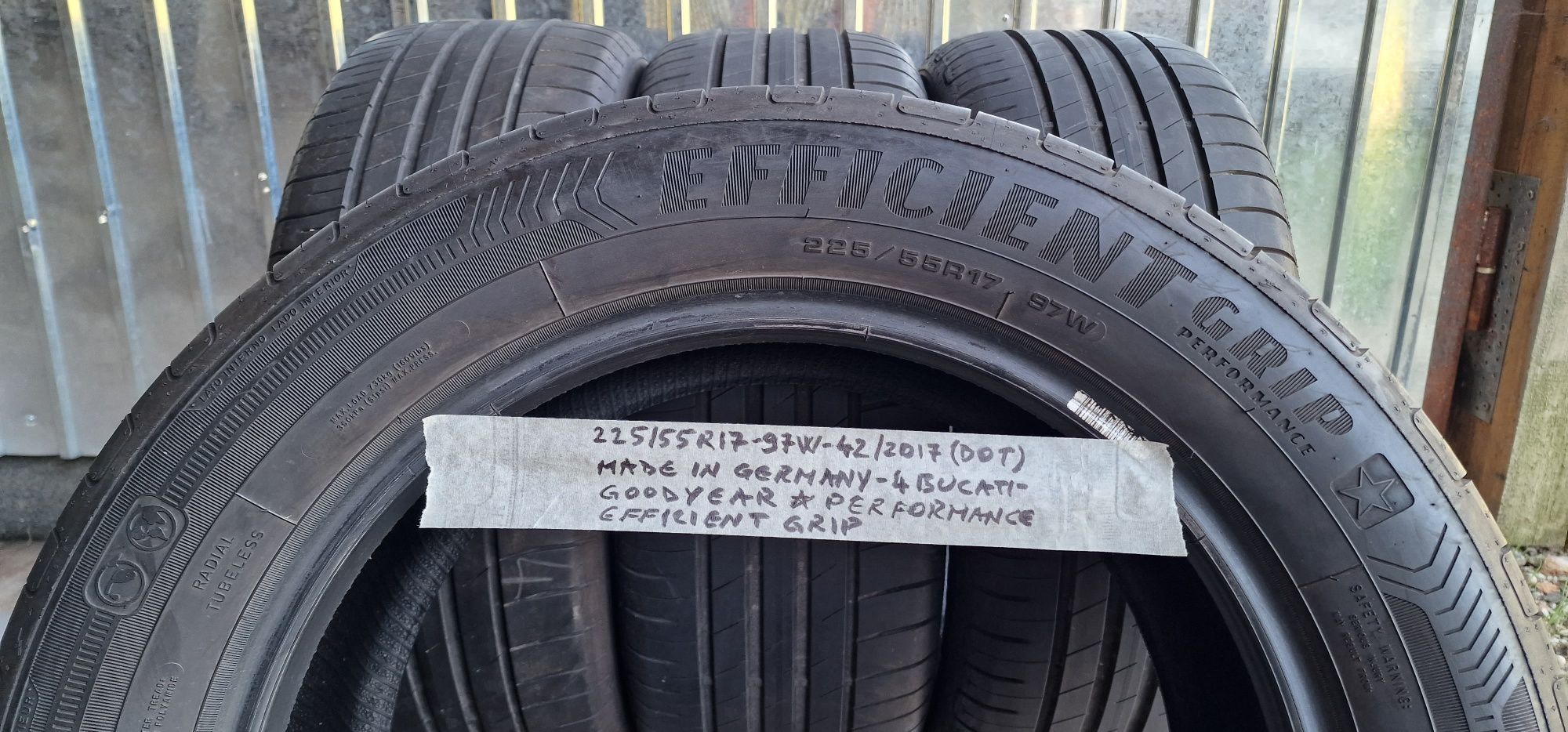 225/55 R17 - 4 anvelope - GoodYear - de vara !