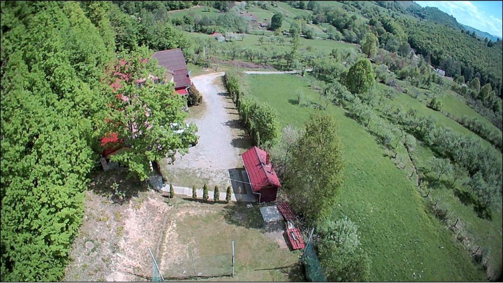 Cabana de inchiriat Doi Stejari cu ciubar Poieni-Valea Draganului