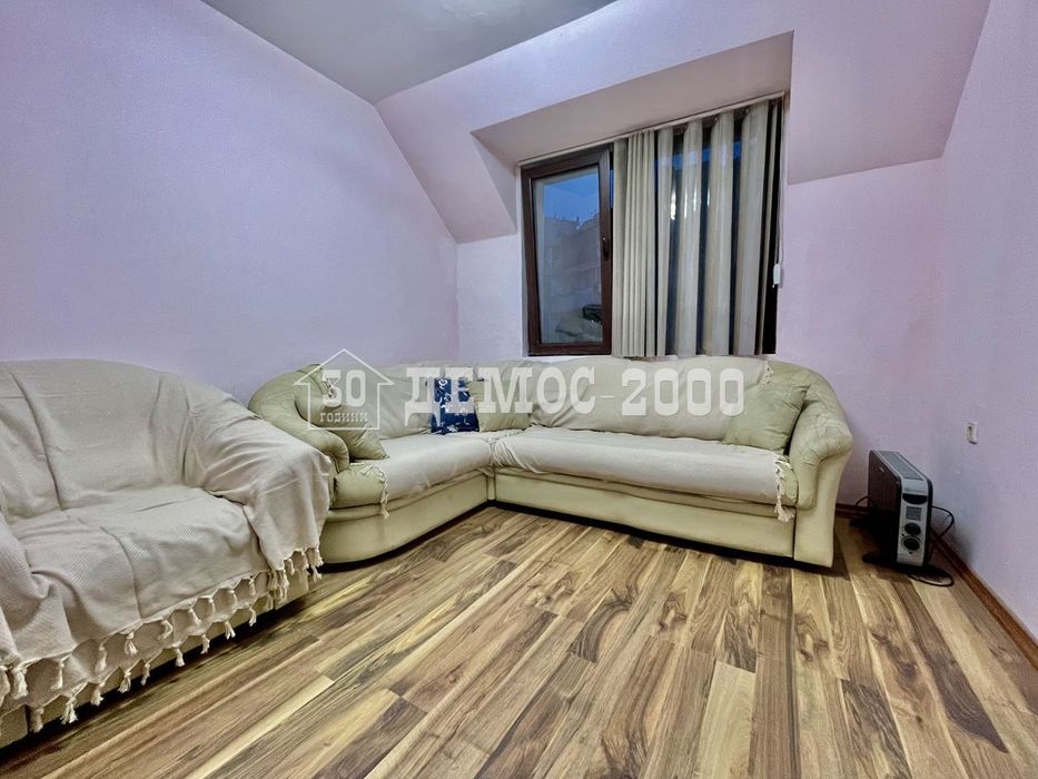 Просторен напълно обзаведен апартамент р-н ЛК Тракия