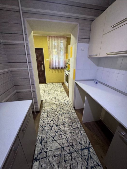 Чиланзар 9 2/1/4 Кирп дом балк 2/6 чистая ремонт 54 метр квадрат