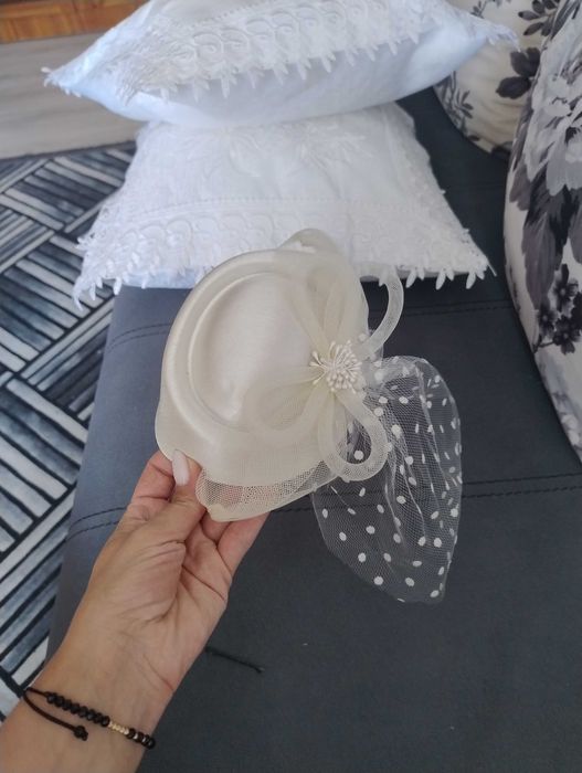 Vând mai multe accesorii pt nunta