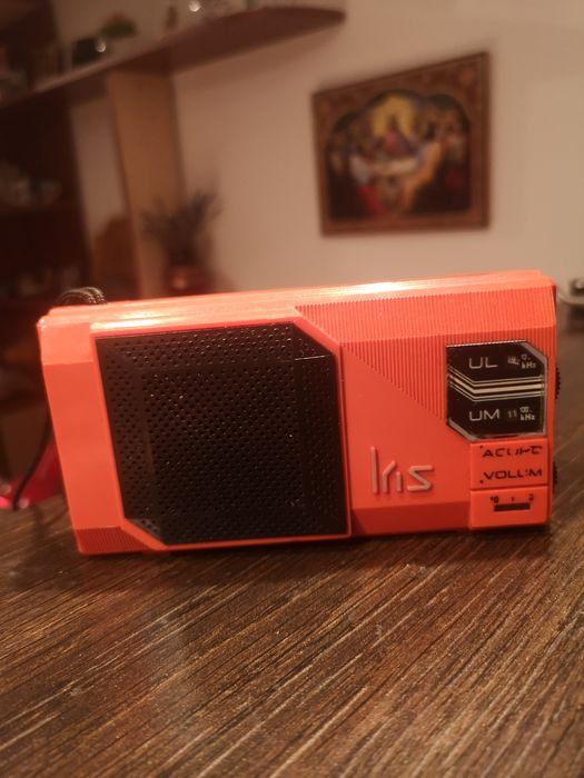 Vind radio iris din 1977 rominesc