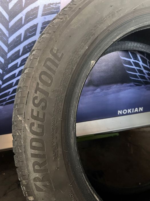 2 броя зимни гуми bridgestone 205/55/16
