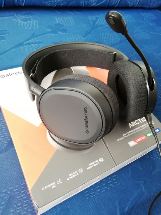 Casti Gaming Steel Series Arctis 3 cu fir