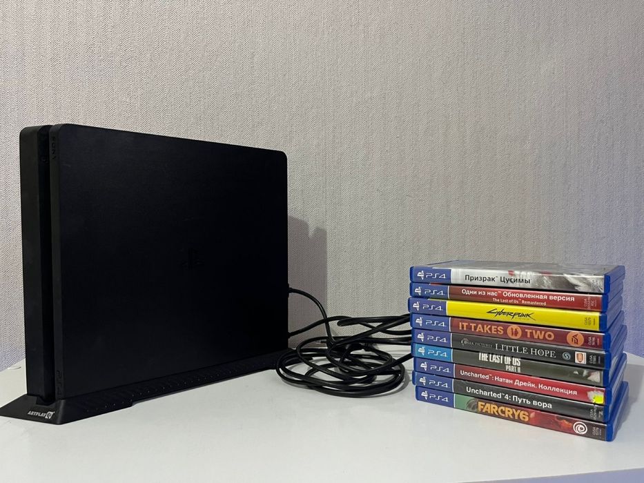 продам ps4 slim 500gb в идеальном состоянии диски в подарок