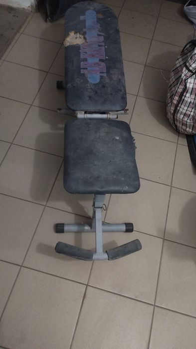 Продам лежак недорого