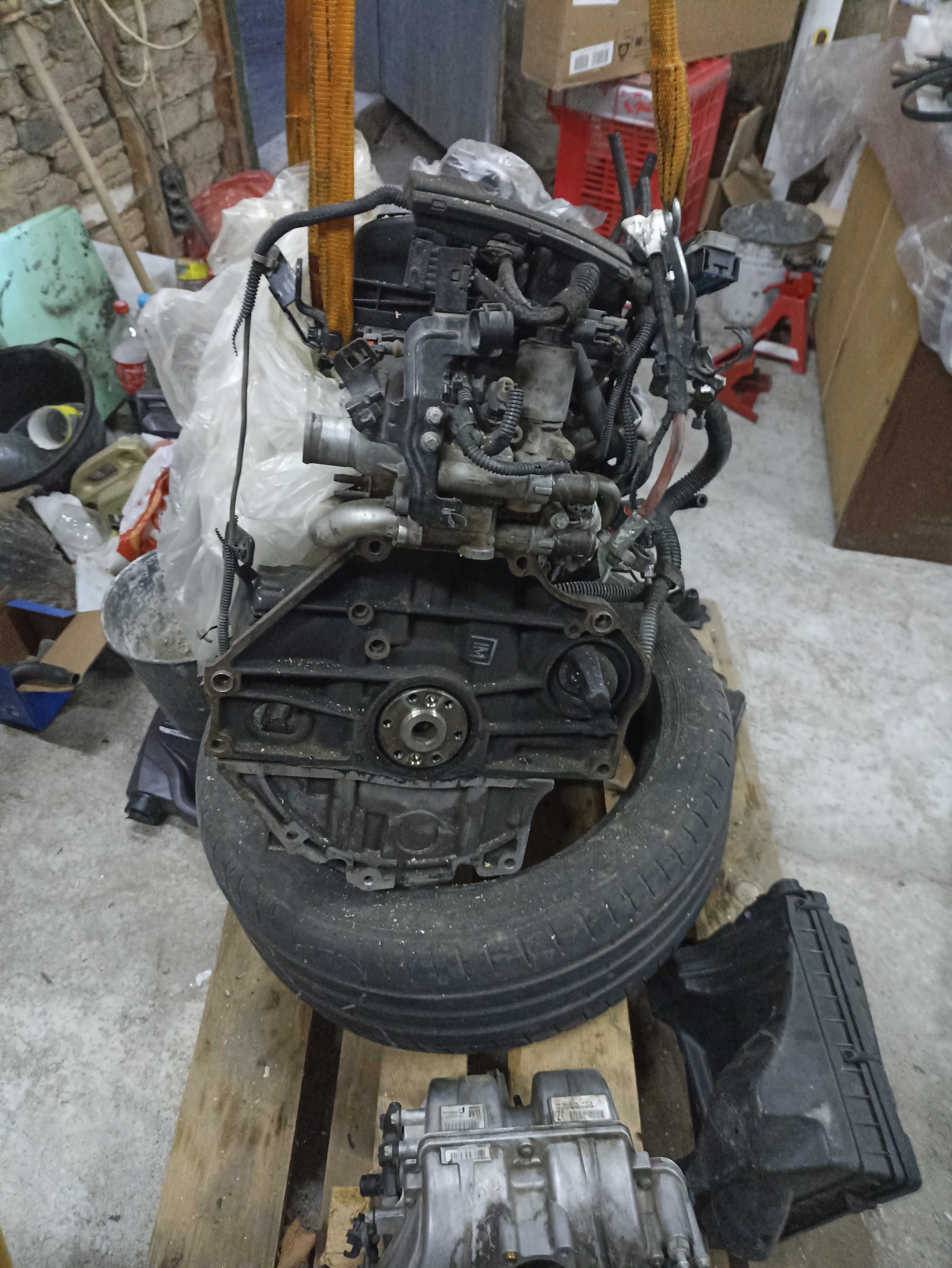 Двигател Opel,  бензин 1,6 - 105 кс. - Z 16 XEP