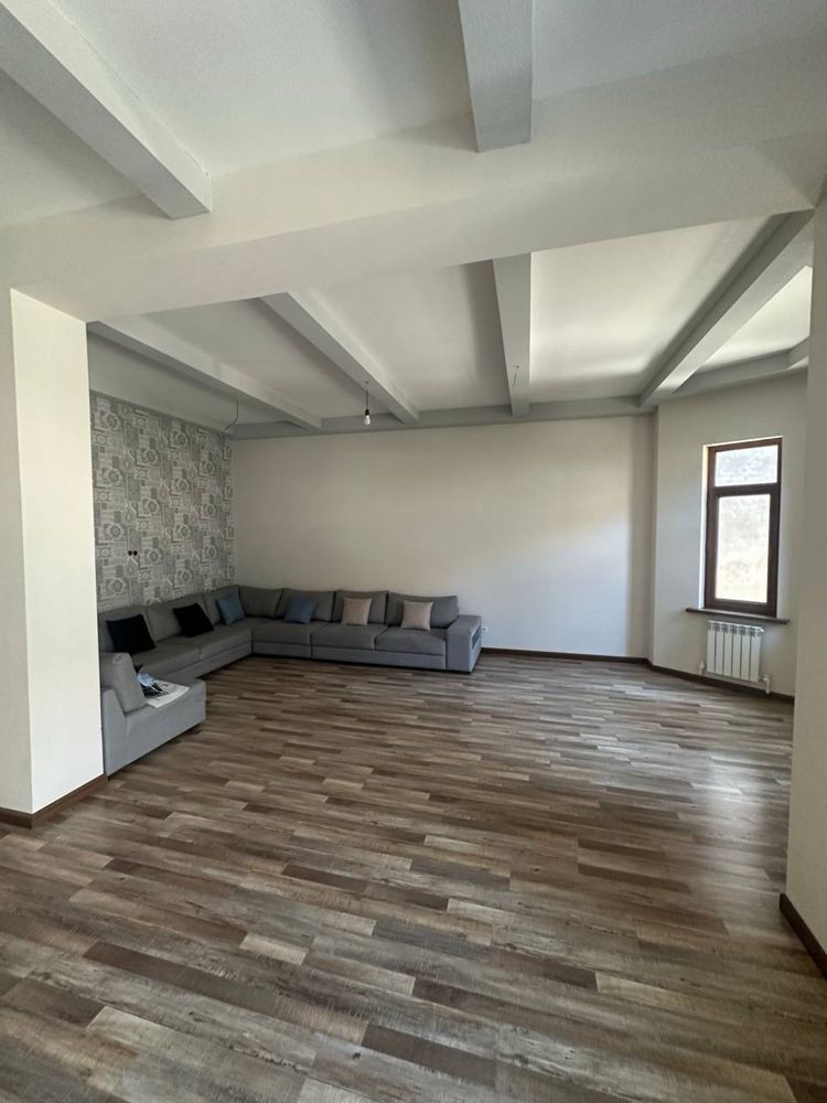 Аренда Ботанический сад  Дом 4 сотки