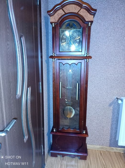 Ceas de podea cu pendula