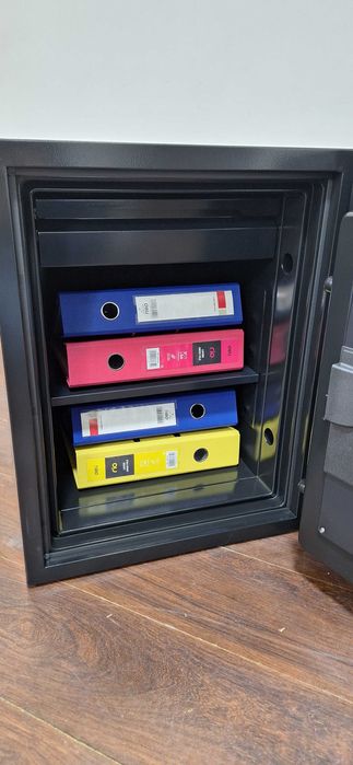 Большая скидка Огнестойкии сейф  Diplomat  модель Beyond.