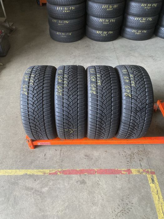 Anvelope iarna 245/45/18 Goodyear Ultra Grip Performance 245 45 18 R18