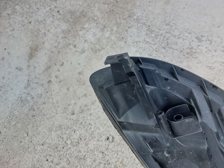 Renault Trafic 2019 десен фар