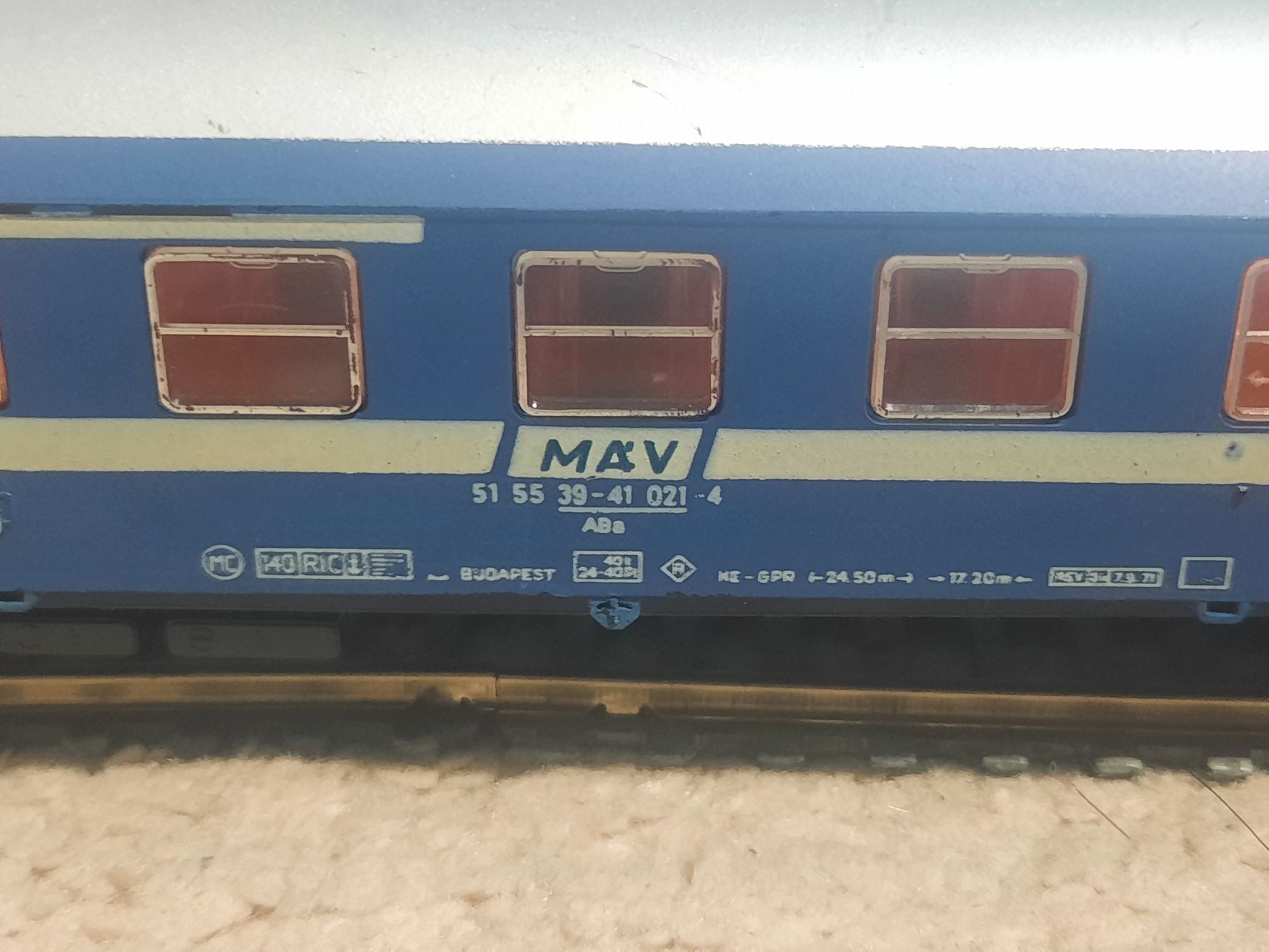 Raritate vagon calatori iluminat MAV 51 55 021 4 406/407Corona 366/367