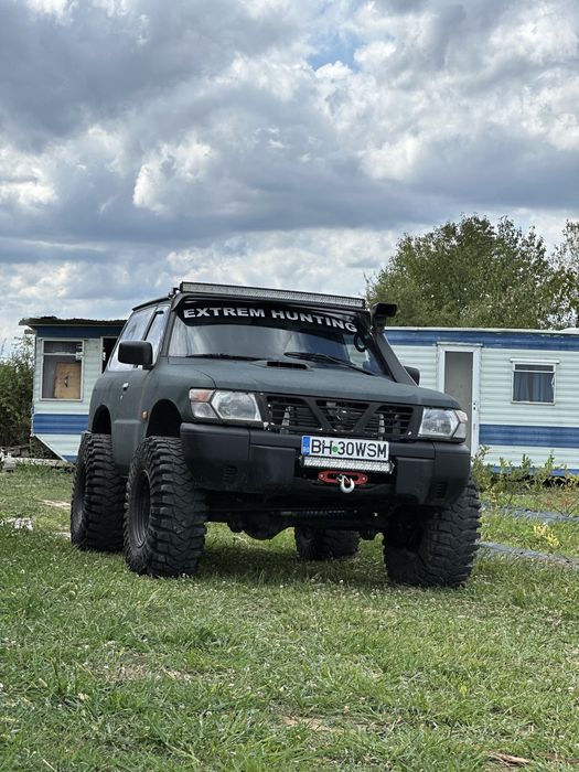 Vand Nissan Patrol Y61 M57 3.0 ( schimb cu miniexcavator )