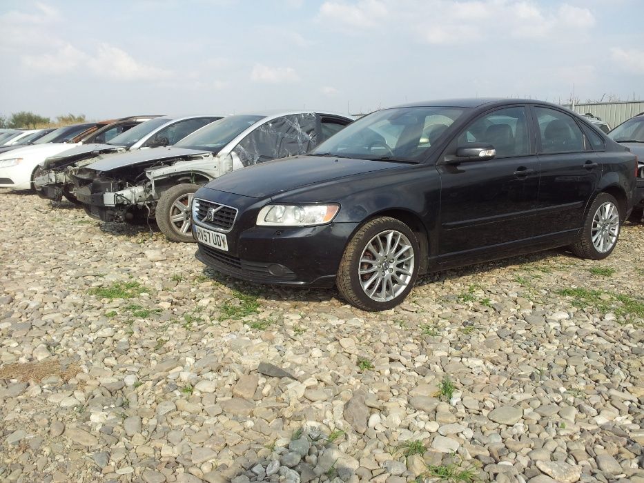 Dezmembrari + Piese Sh VOLVO S40 Diesel / Benzina An 1996-2012