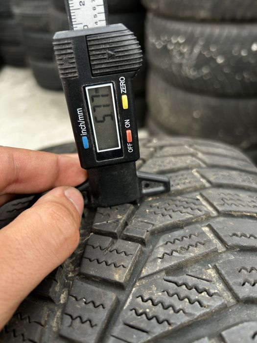 2бр Зимни гуми Hankook 235/55R18