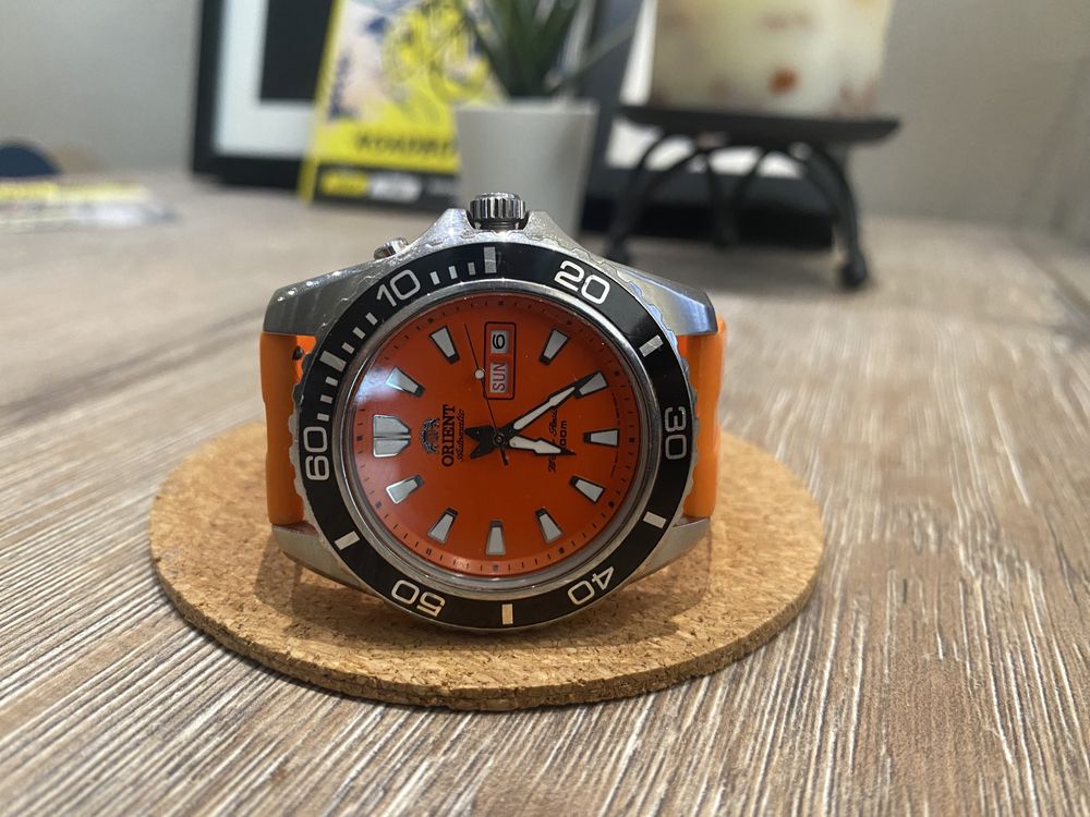 Часовник Orient Mako XL CEM75001M