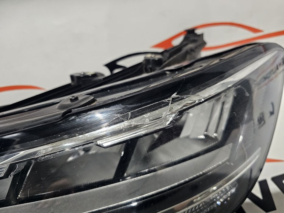 Far stanga led VW Passat B8 Facelift cod 3G1941035Q