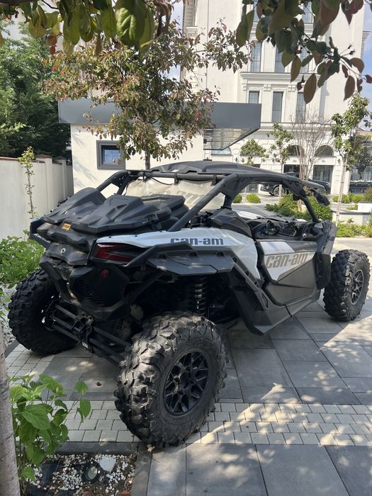 Can am maverick turbo rr DS