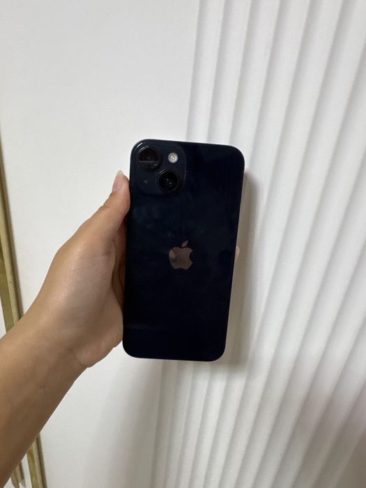 продаю iPhone 14