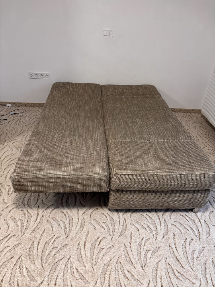Canapea extensibila