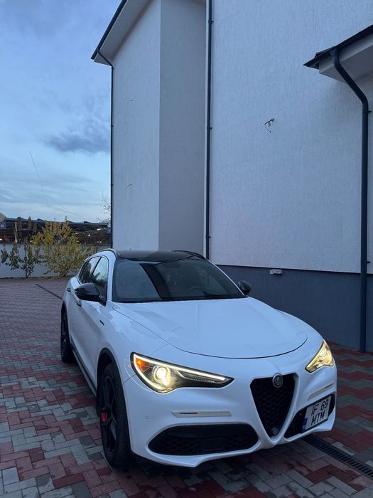 Alfa Romeo Stelvio Alfa Romeo Stelvio 2.0 Benzina Q4 280CP