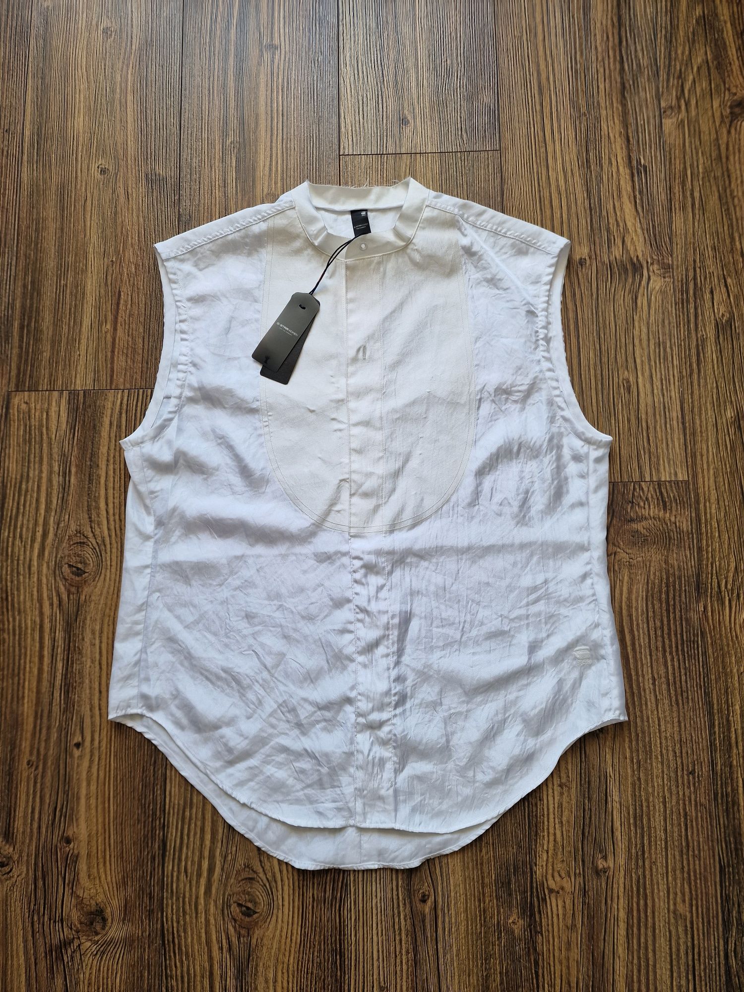 Страхотна дамска тениска топ  G STAR RAW,  размер S , нова