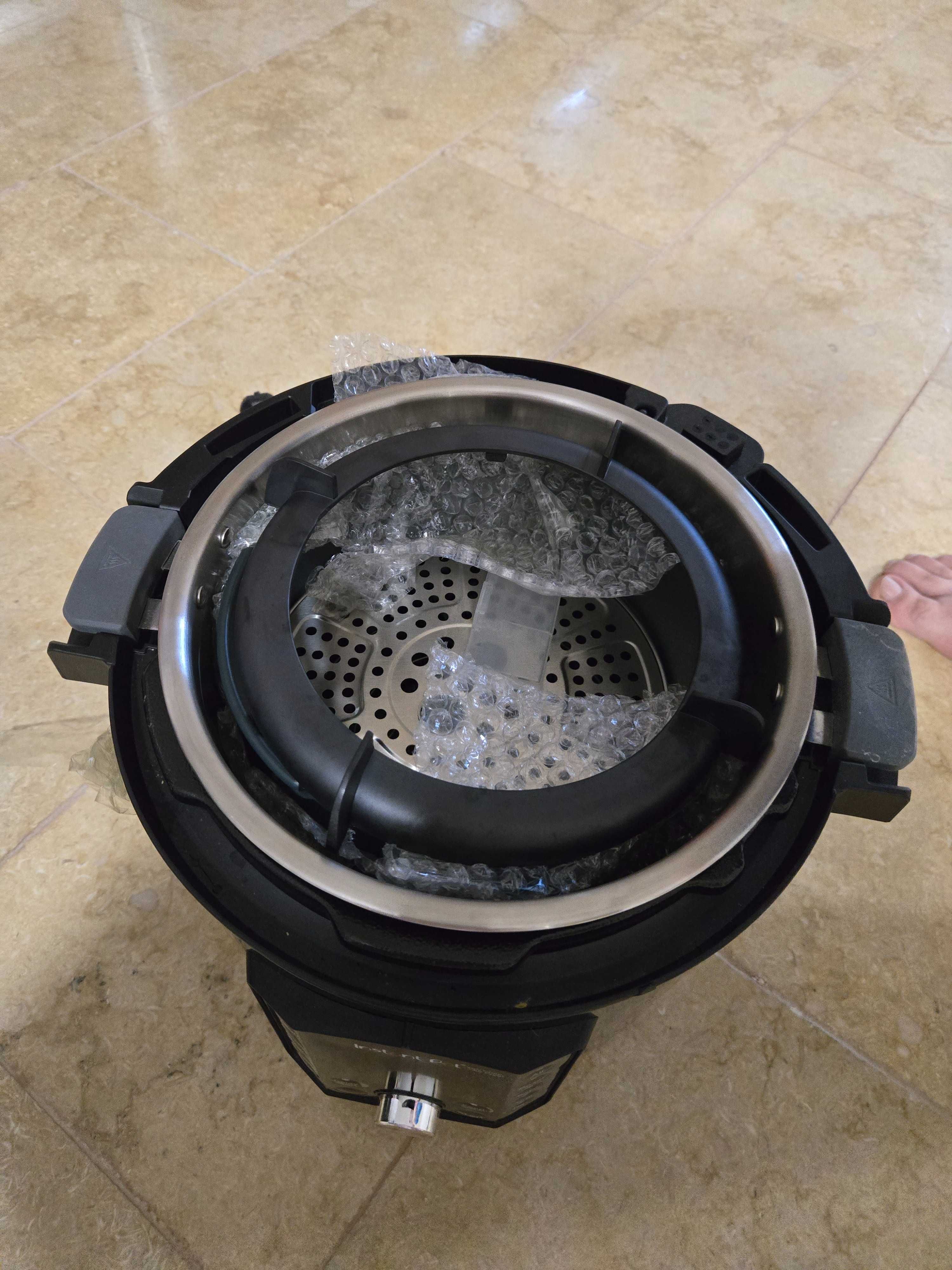 Oala Instant Pot Noua