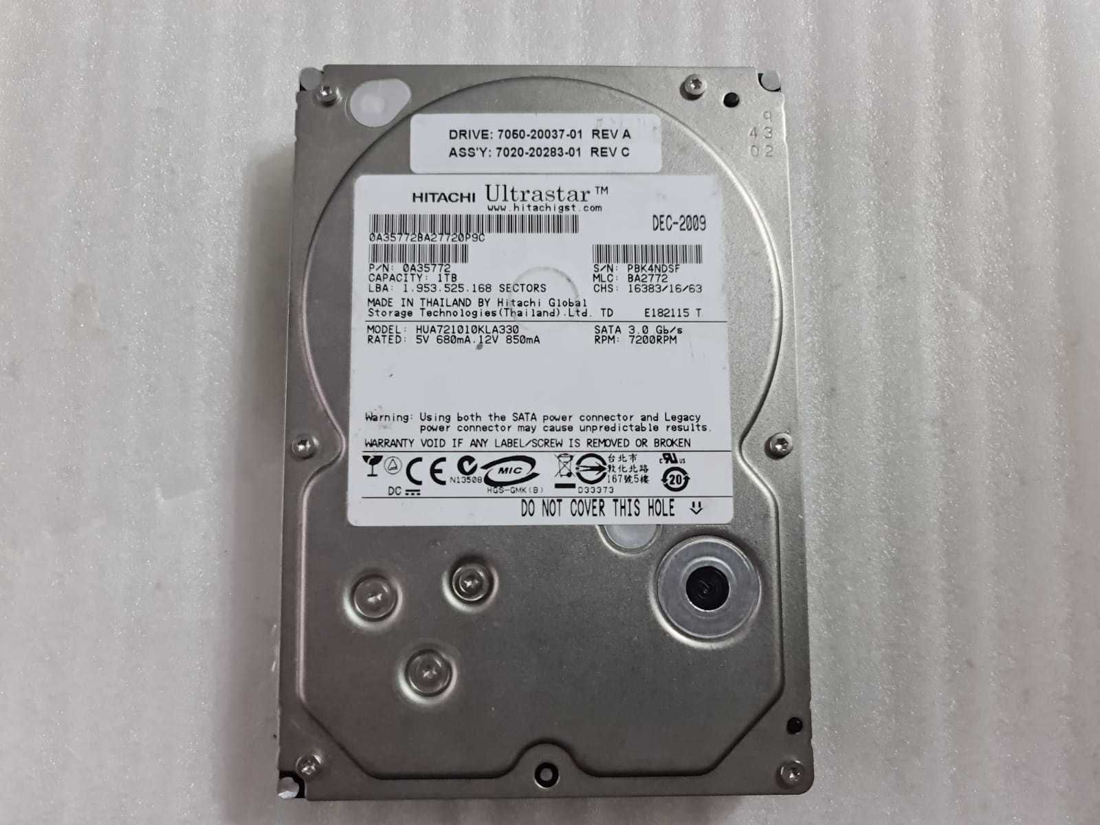 Hard disk desktop Hitachi GST 1TB 7200 RPM 32MB SATA 3.0Gb/s 3.5"