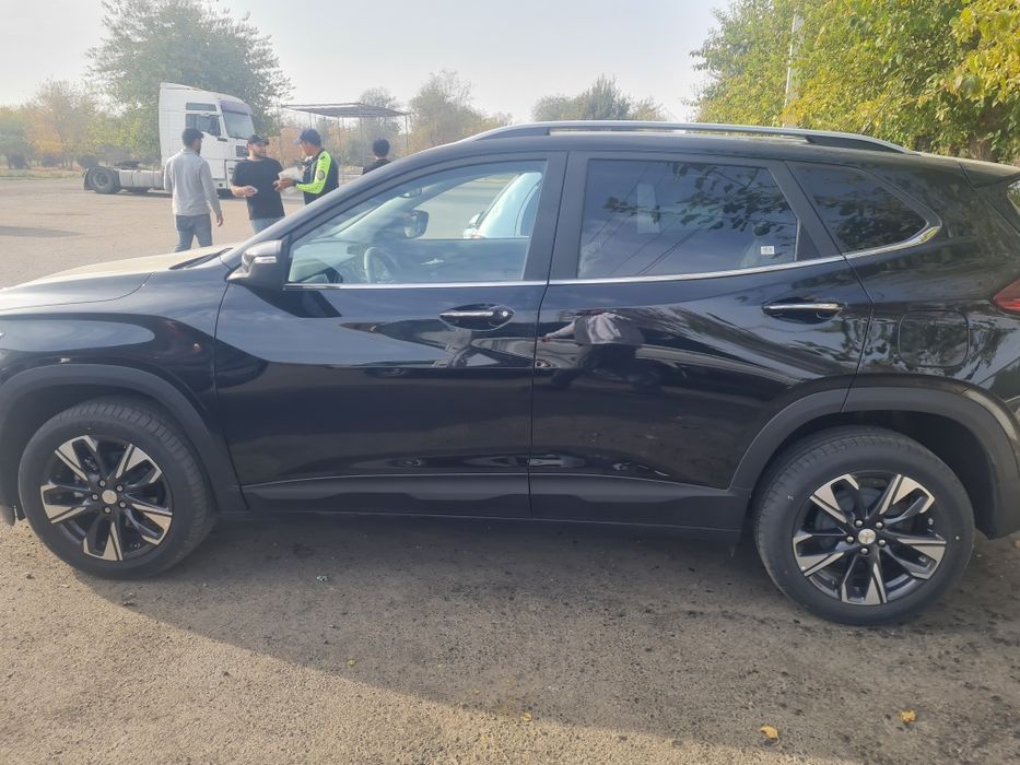 Тракер сотилади2023 декабр