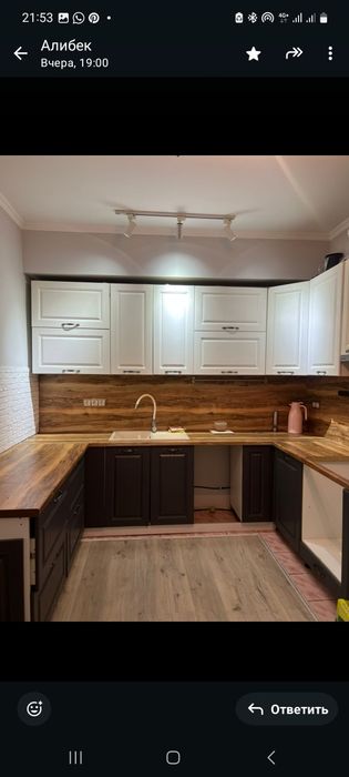 Продам гарнитур кухонный