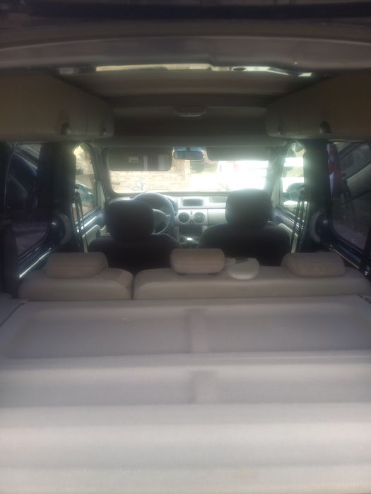 Vând Renault kangoo