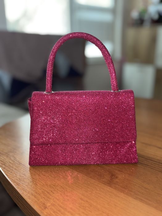 Чисто нови чанти