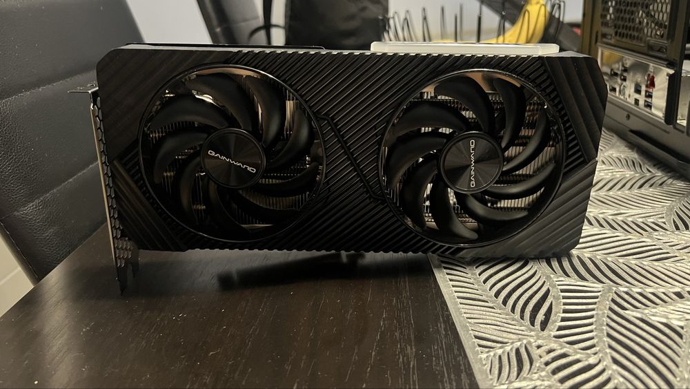 Gainward ghost Rtx 4070 SUPER 12GB видео карта
