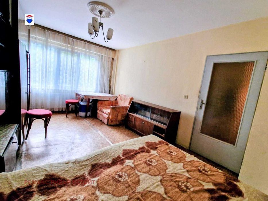 Продава се Едностаен апартамент в Русе, Възраждане - 42 кв.м за 1284 €/кв.м - Снимка #3