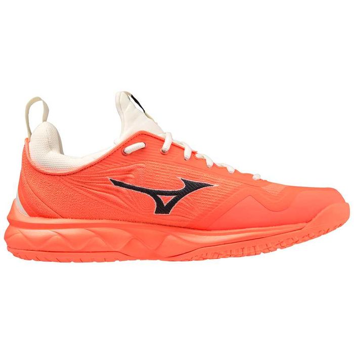 Мъжки спортни маратонки Mizuno Wave Luminous 2
