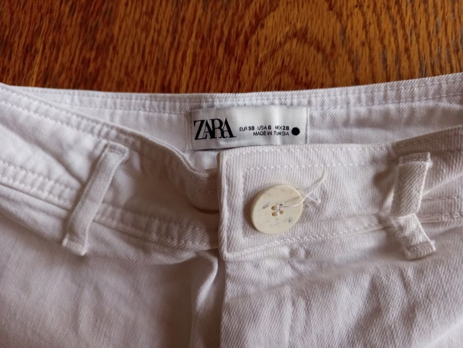 Blugi albi eleganți Nr 38 Zara