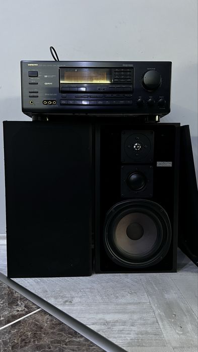 Продавам Magnat All-Ribbon 4 (ретро Hi-Fi колони)