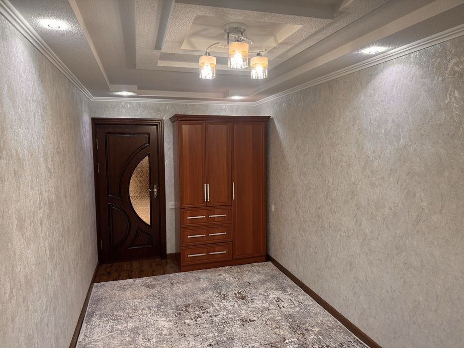 Продается своя 3-х комнатная квартира