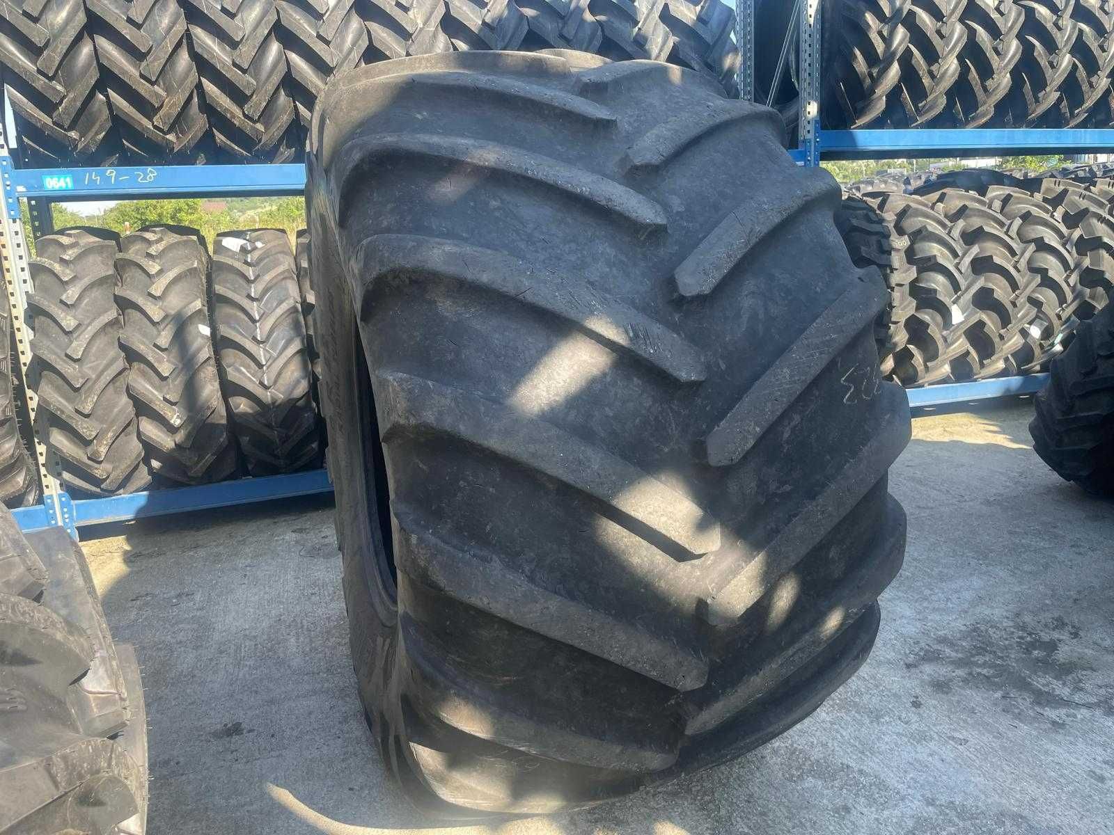 1050/50R32 Michelin cauciucuri second hand pt combina