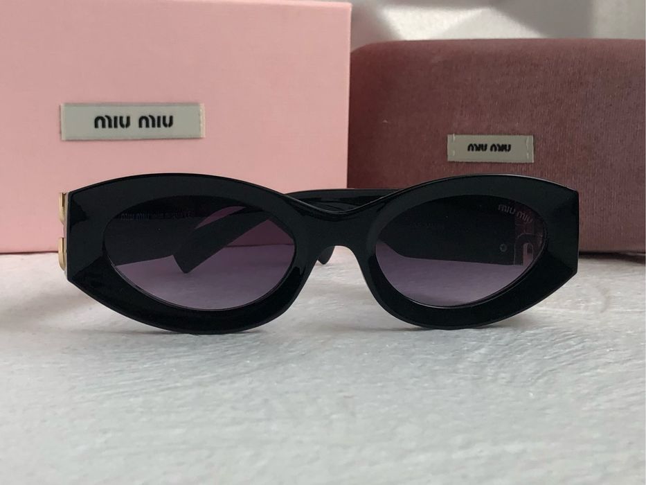 Дамски слънчеви очила  елипса овални  3 цвята черни бели розови