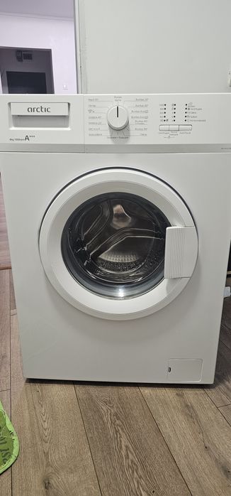 Masina de spalat slim artic