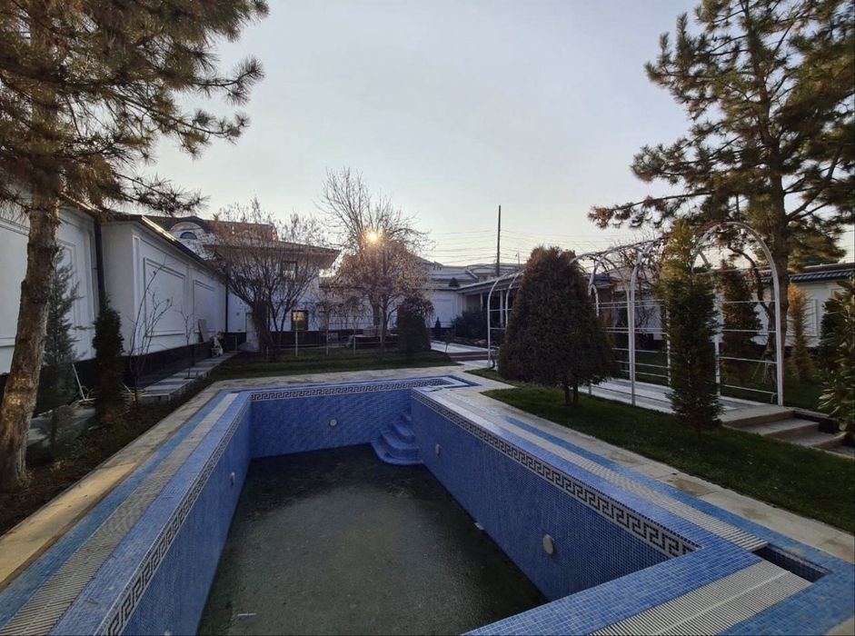 Продаётся Двух Этажный Дом.