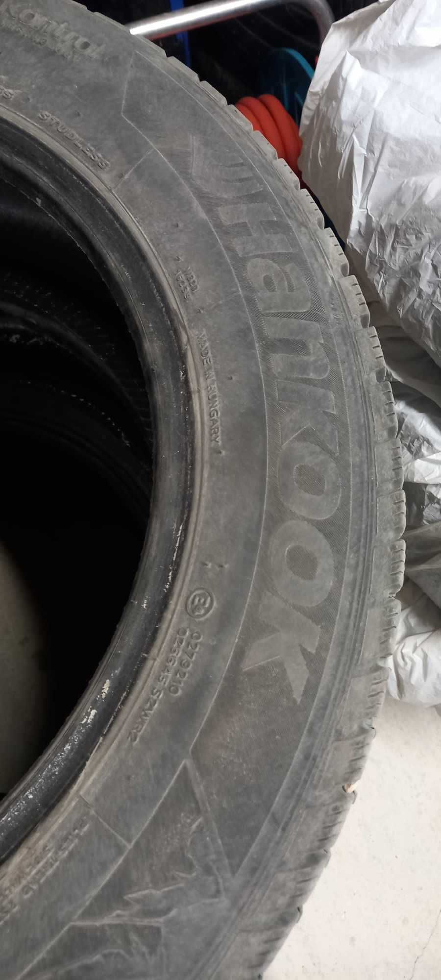 Употребявани зимни гуми Hankook 215 60 17 DOT4316- 4 броя-25 лв/бр