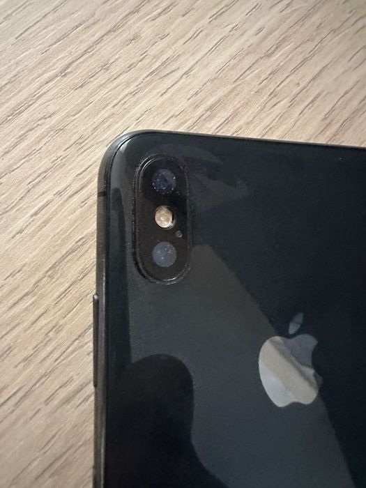 Vand iphone xs max cititi descrierea