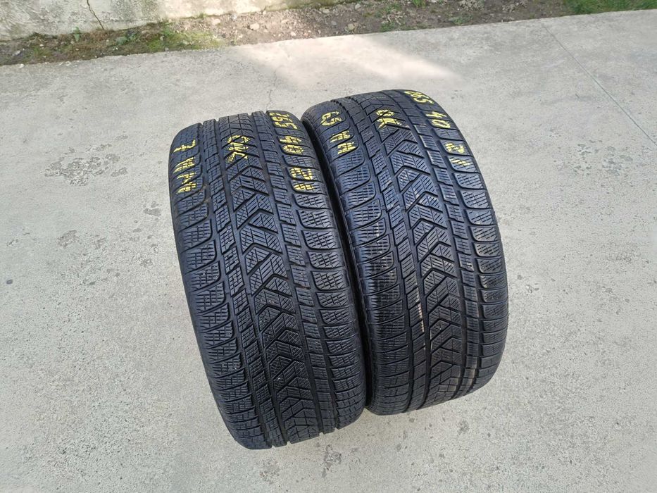 Doua anvelope iarna 265 40 21 pirelli scorpion winter profil de 7 mm
