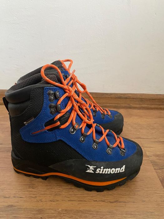 Bocanci alpinism Simond
